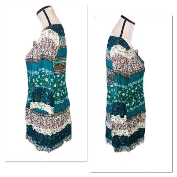 •🔥SALE🔥LAST 1!! NWT Boho Flare Sleeve Dress• - Picture 8 of 8